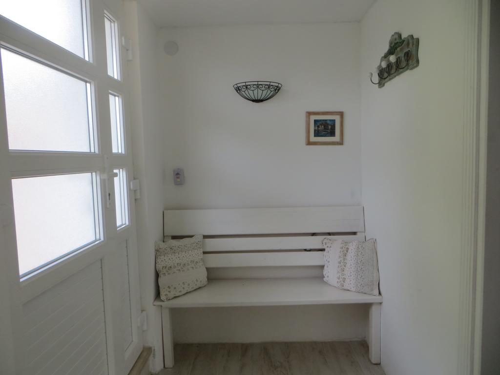 Holiday Home Artina 2 Loviste Exterior photo